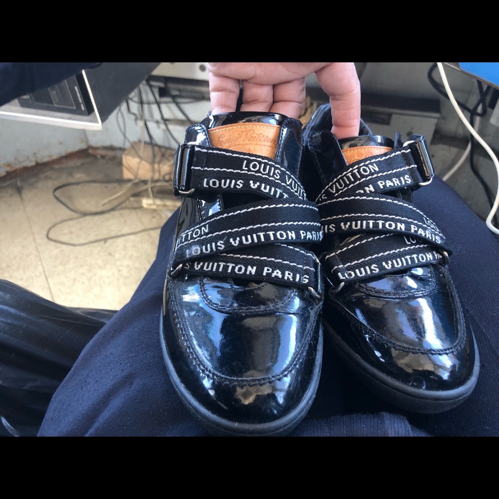Louis Vuitton women shoes size 8